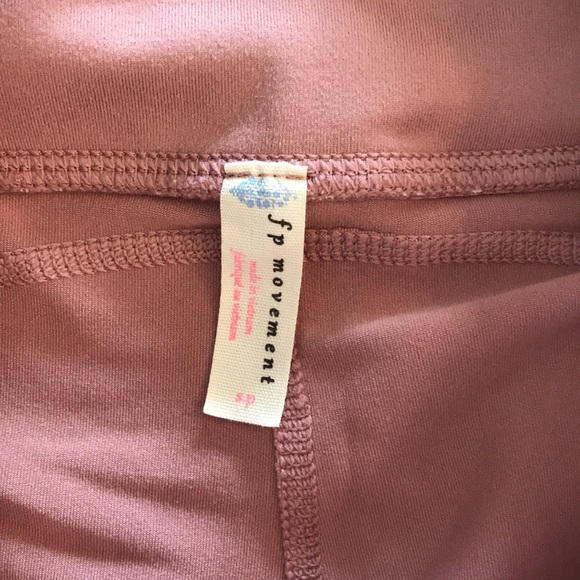 Free People Movement - You’re A Peach Leggings - Picture 5 of 5